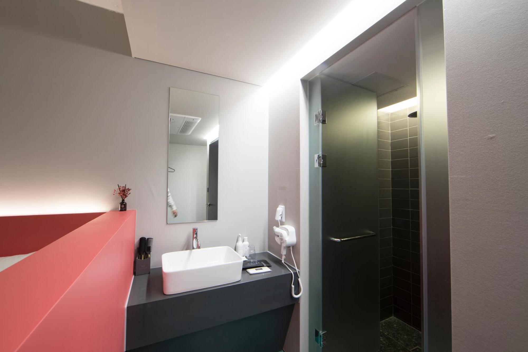 Hotel H Seoul Eksteriør bilde